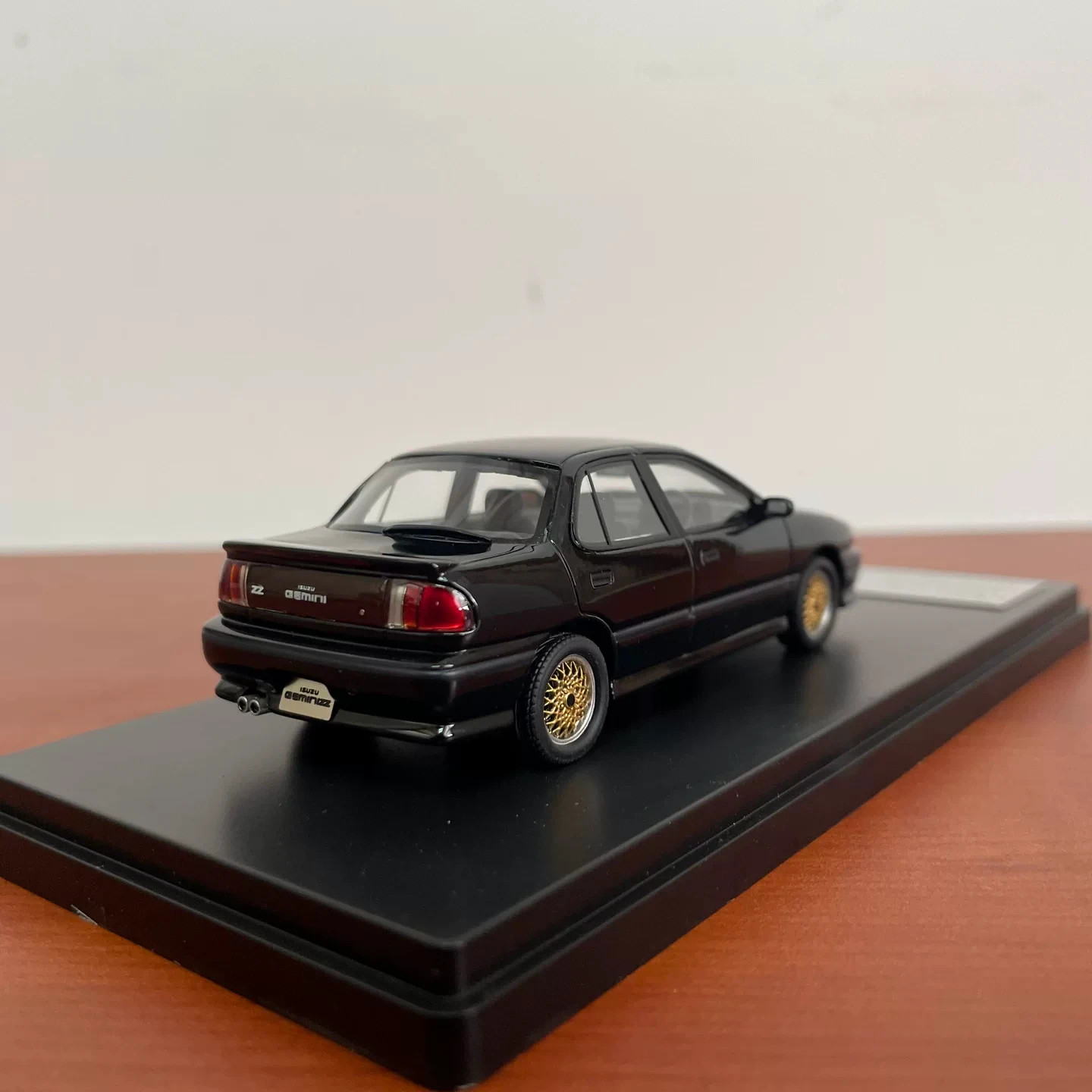 1:43 Hi-Story ISUZU GEMINI ZZ 1990 Black HS375 Resin Model