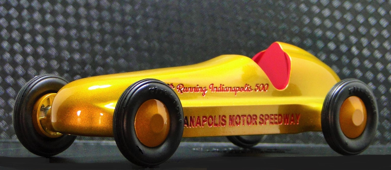 Boyle Special Wilbur Shaw Model Racer Race Indy Car Carousel Gold 1:18
