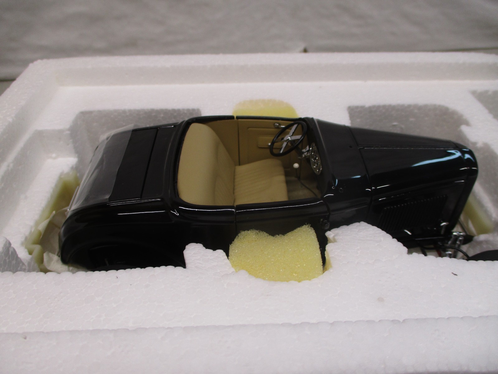Danbury Mint 1932 Ford Deuce Highboy