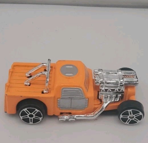 Maisto Leadslinger 1:64 Scale