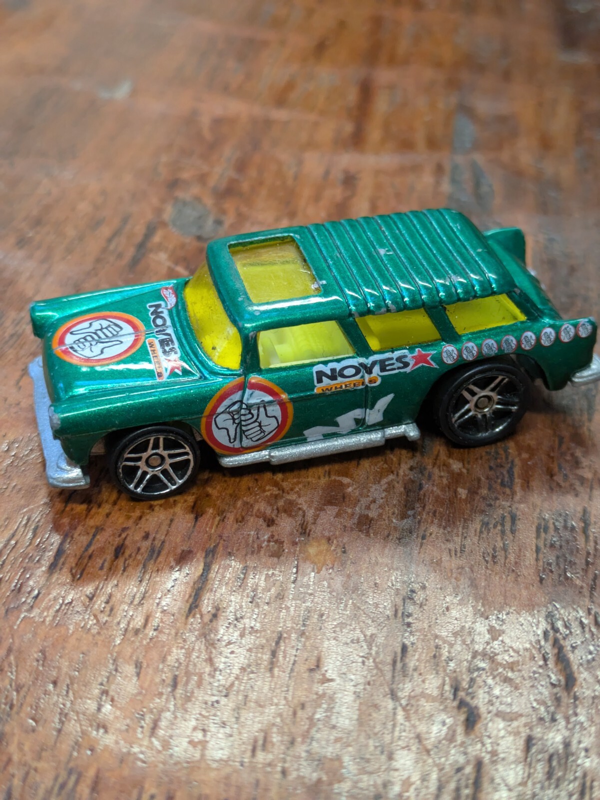 Hot Wheels 1969 Chevy Nomad/No/Yes Green With Yellow Tinted Windows And Sunroof