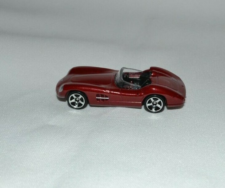 MATCHBOX BLUE HIGHWAYS II – EXCLUSIVE 1956 ASTON MARTIN DBR1 METALIC RED LOOSE