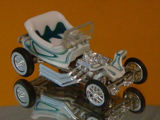 Ed “Big Daddy Rat Fink” Roth 1959 Outlaw Flathead V8 Roadster 1/64 Scale Ltd D