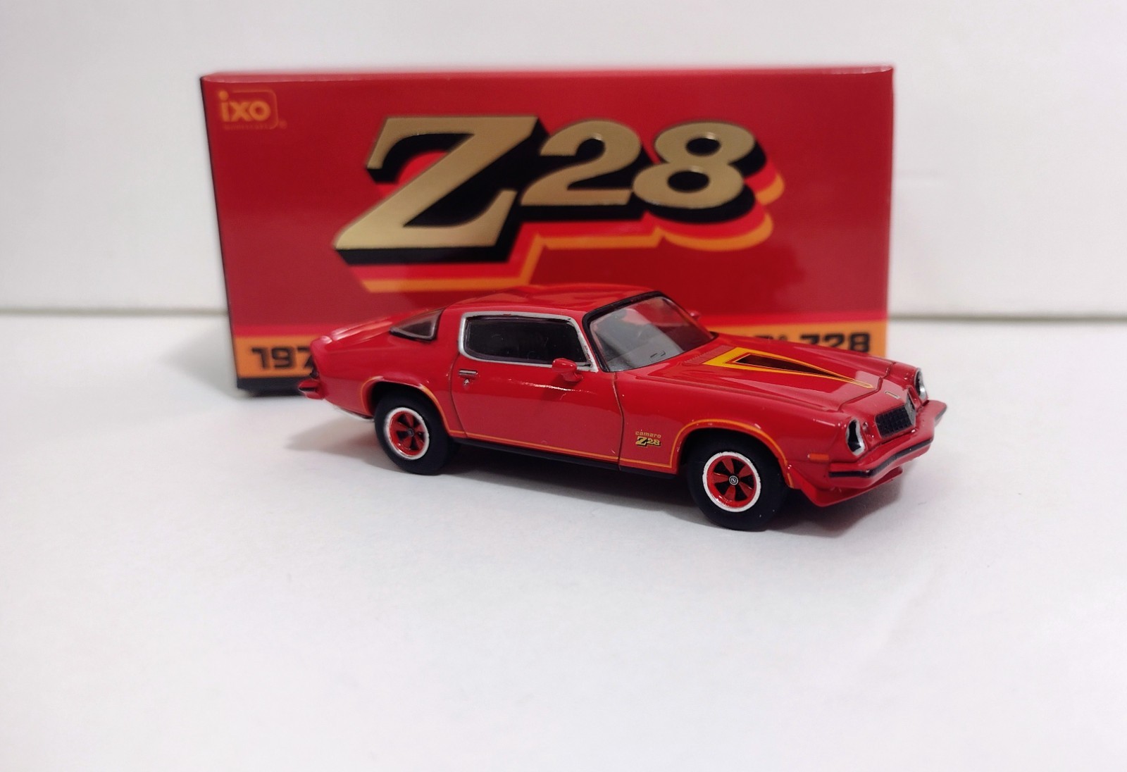 IXO Models 1977 Chevrolet Camaro Z28 1:64 Scale *Defects Read Description*