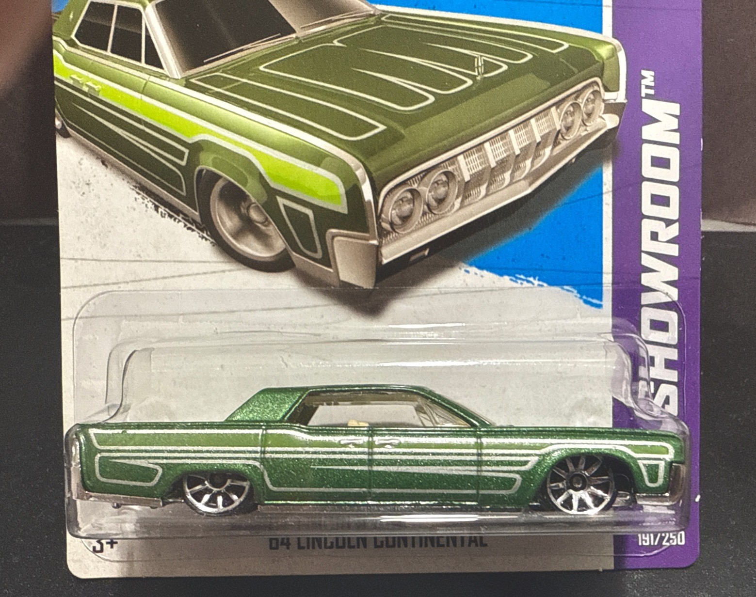 Hot Wheels 2013 ‘64 Lincoln Continental- HW Garage-Green, 10SP Wheels – American