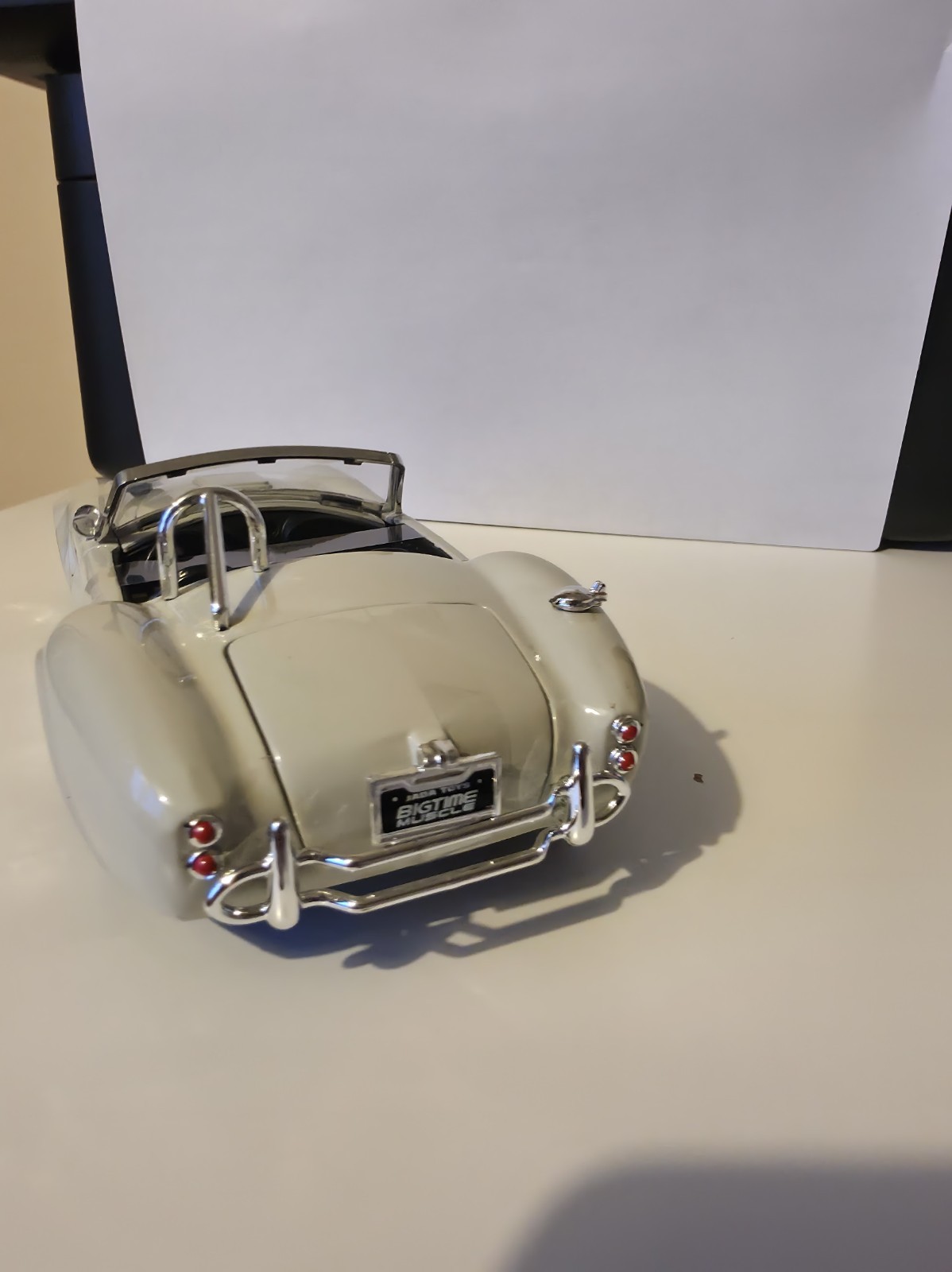 Very Rare 1:24 Shelby Cobra 427 Alliy Duecast Car Model Collectible Kids Adults