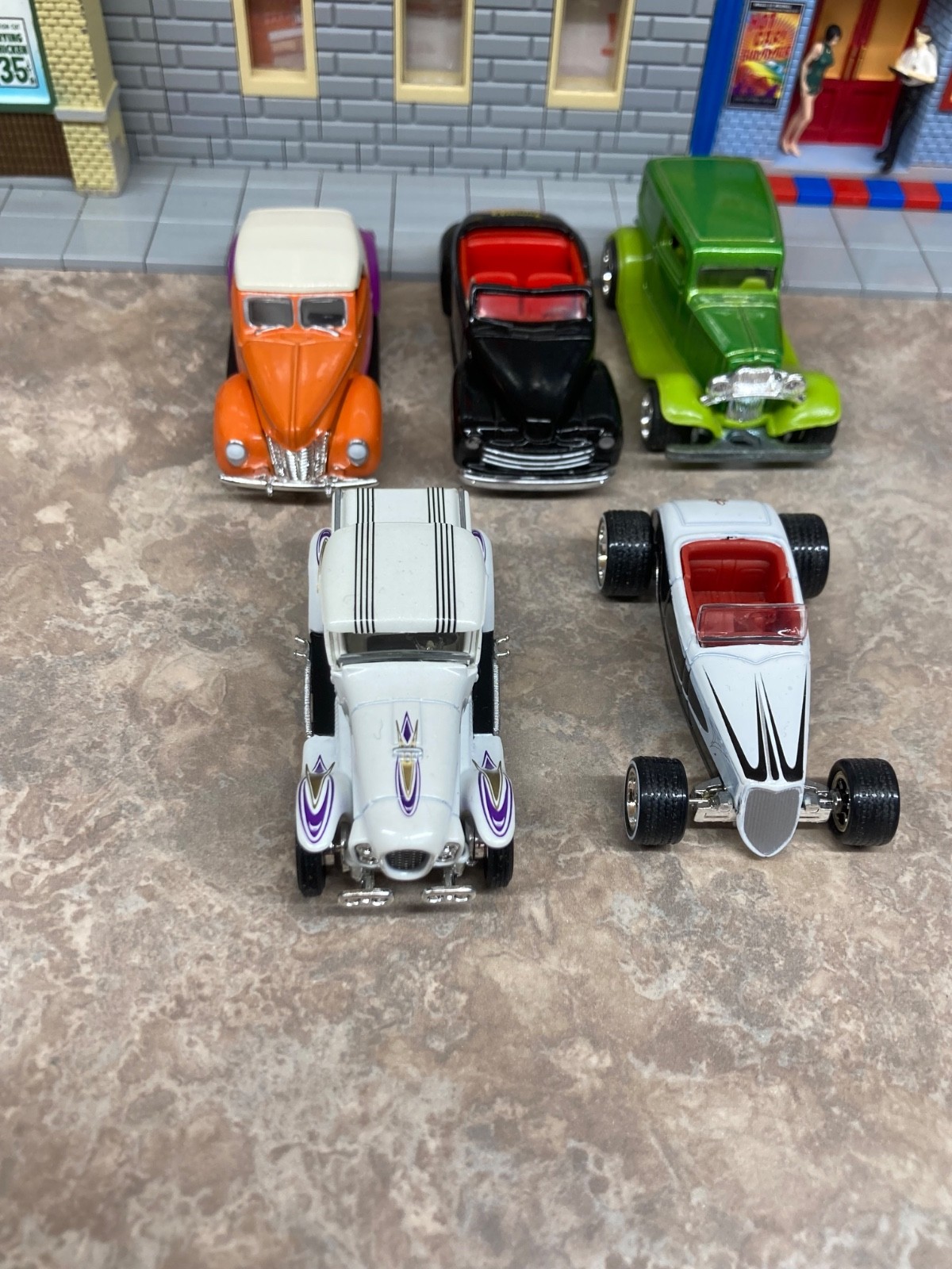 5 Hotwheels Real Riders Ford Street Rods