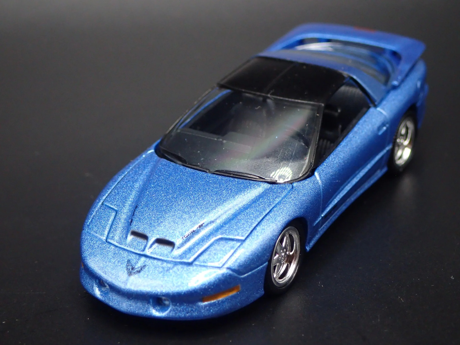 1997 97 PONTIAC FIREBIRD TA WS6 1:64 SCALE COLLECTIBLE DIORAMA DIECAST MODEL CAR