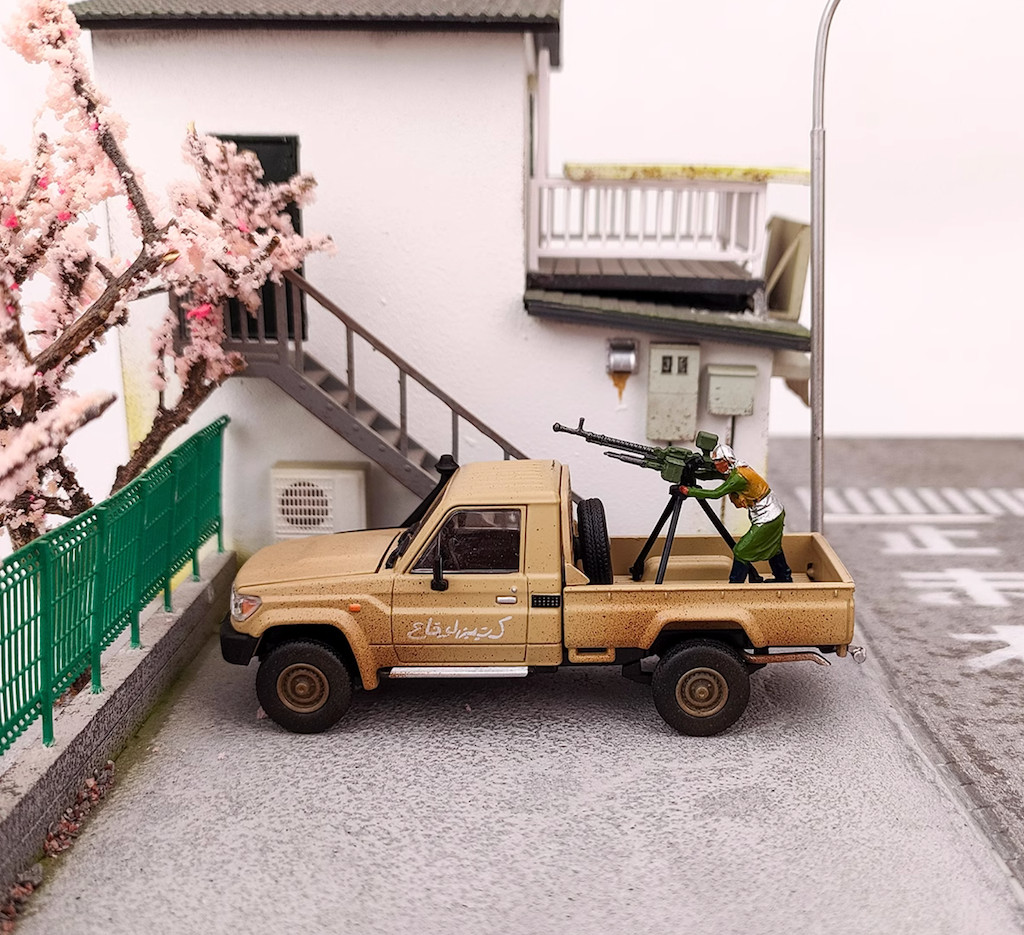 HF 1:64 Brown Military LC79 J70 Single Cab Pickup Model Diecast Metal Car