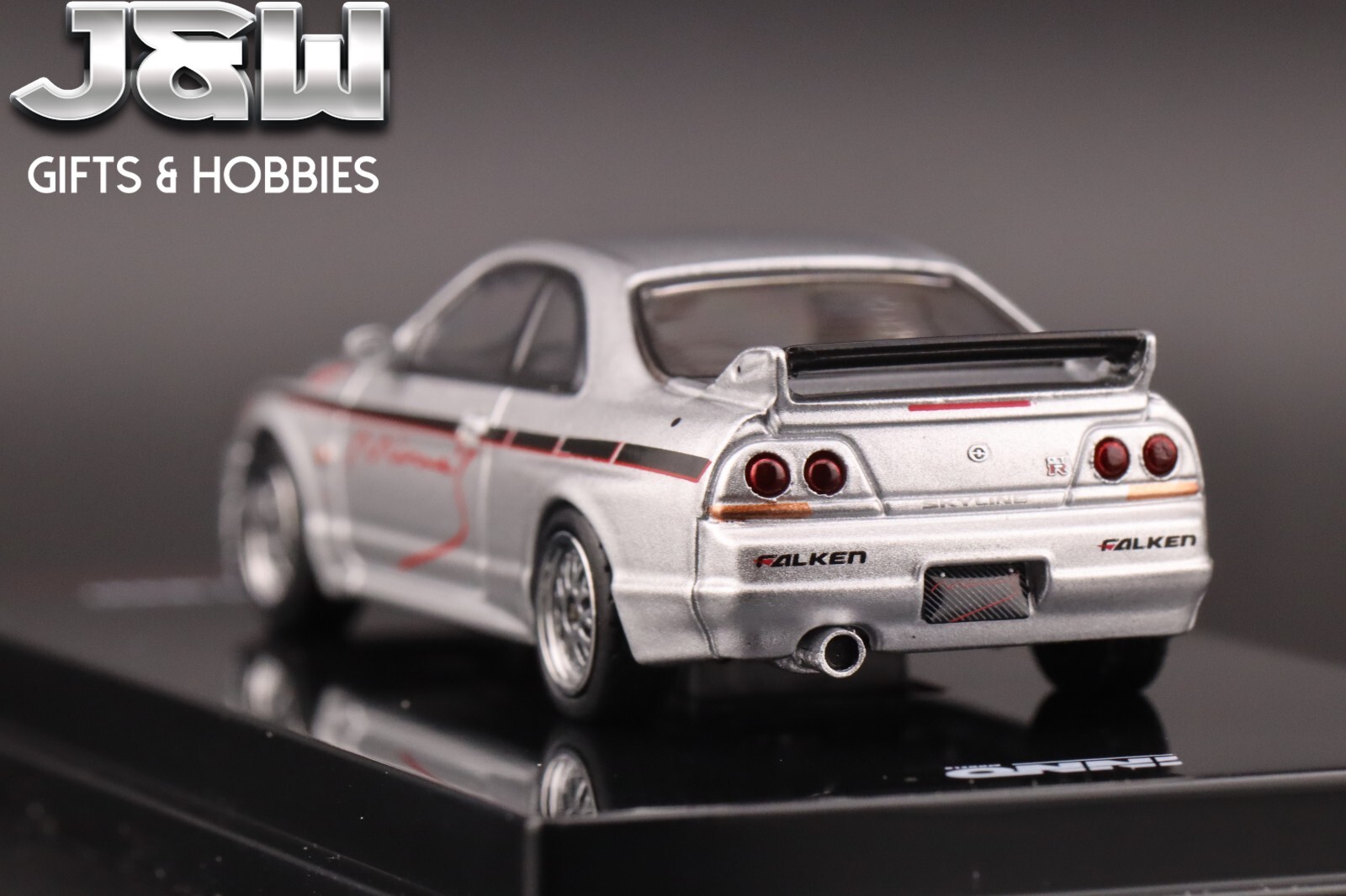 Inno64 Nissan GT-R N1 R33 Tuned By Mines Silver 1/64