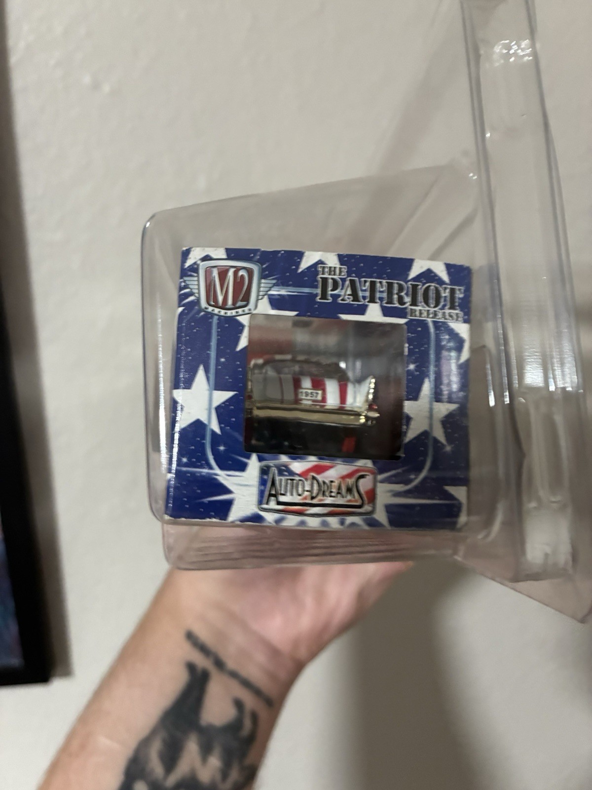 M2 Machines 1957 Chevrolet Bel Air 1:64 Diecast Auto-Dreams Patriot Unopened