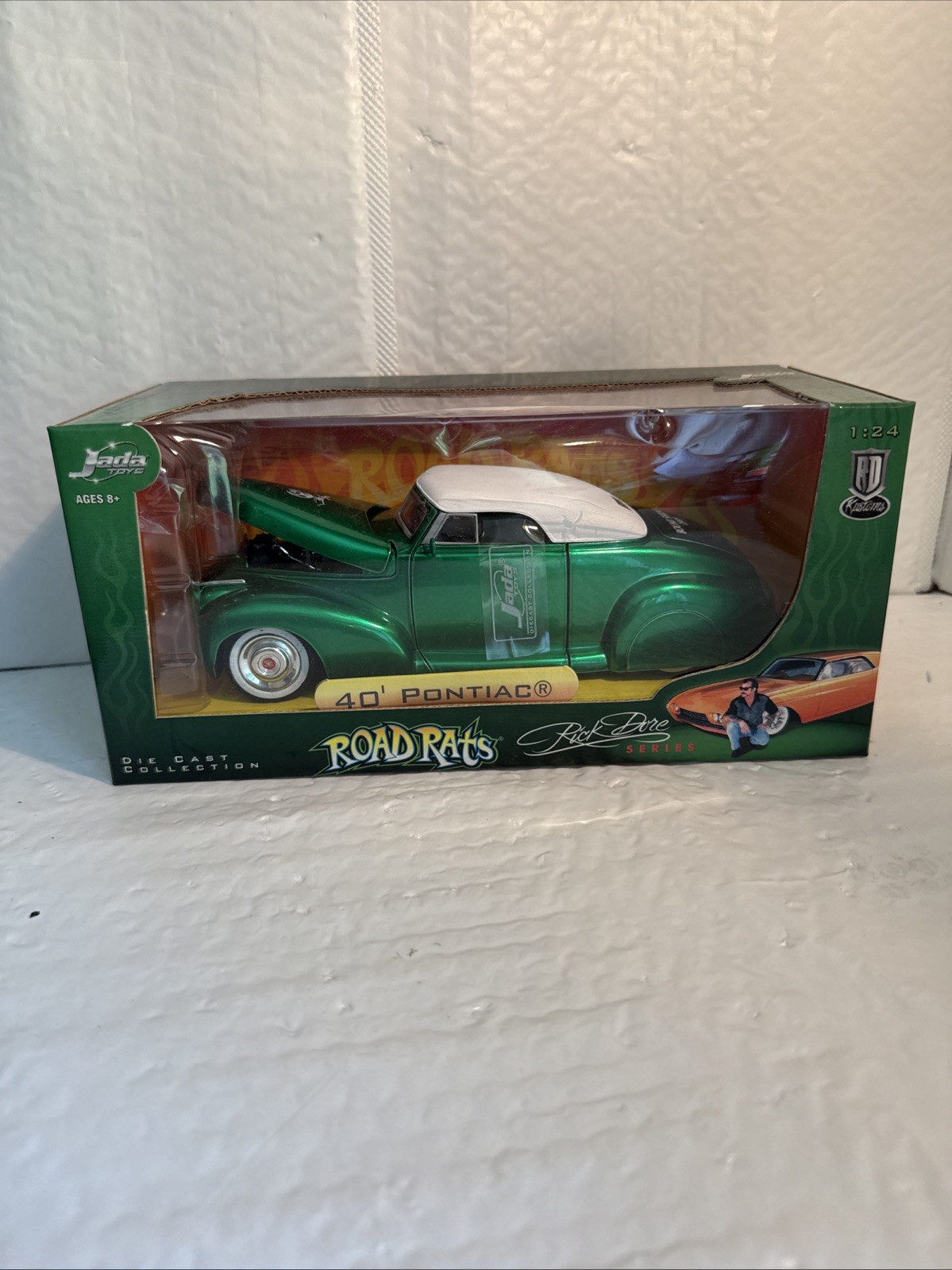 JADA Road Rats 40’PONTIAC 1:24 Metallic Green Rick Dore Series 1940 boumi shrine