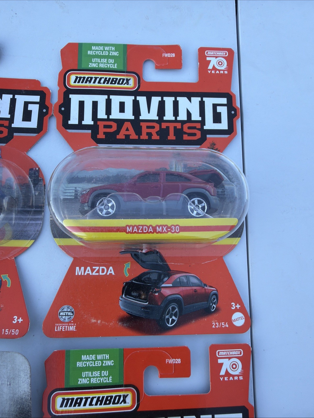 MATCHBOX MOVING PARTS LOT OF 12 CARS BMW Mazda Bentley Mercedes Land Rover Ram