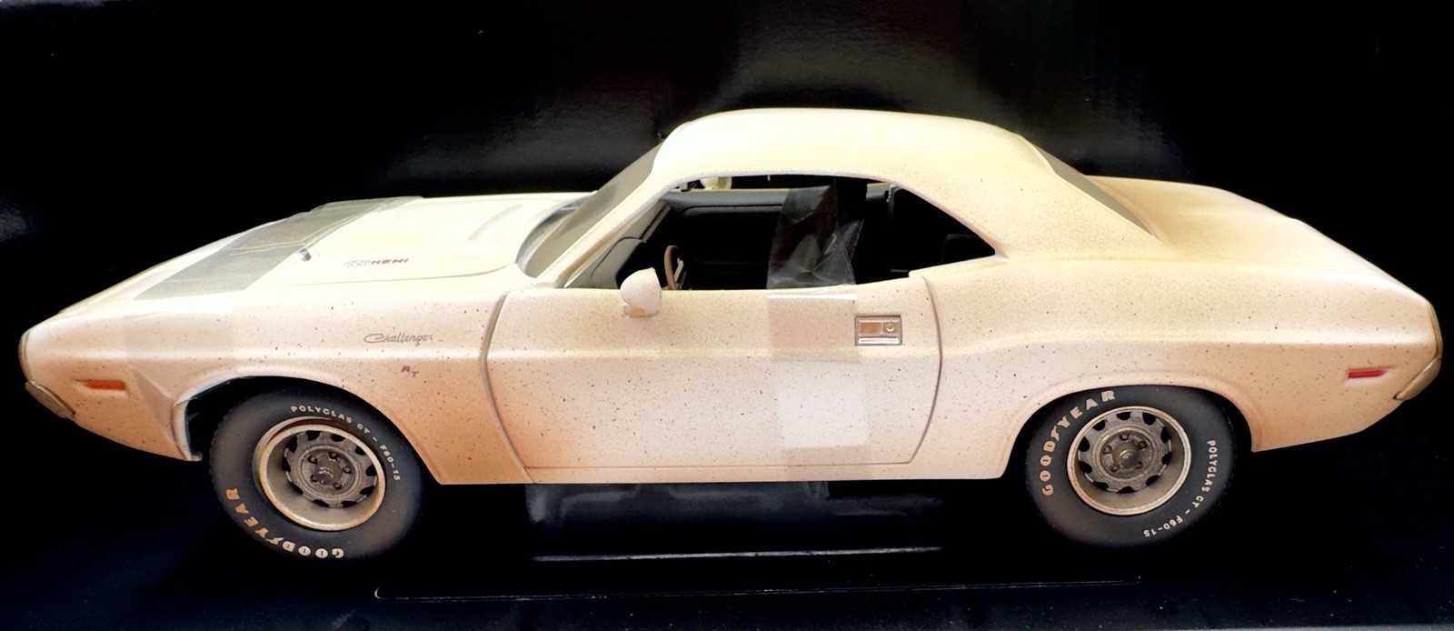 ‘70 Dodge Challenger R/T – 1:18- “Vanishing Point” (Dirty Version) By Ertl – NIB