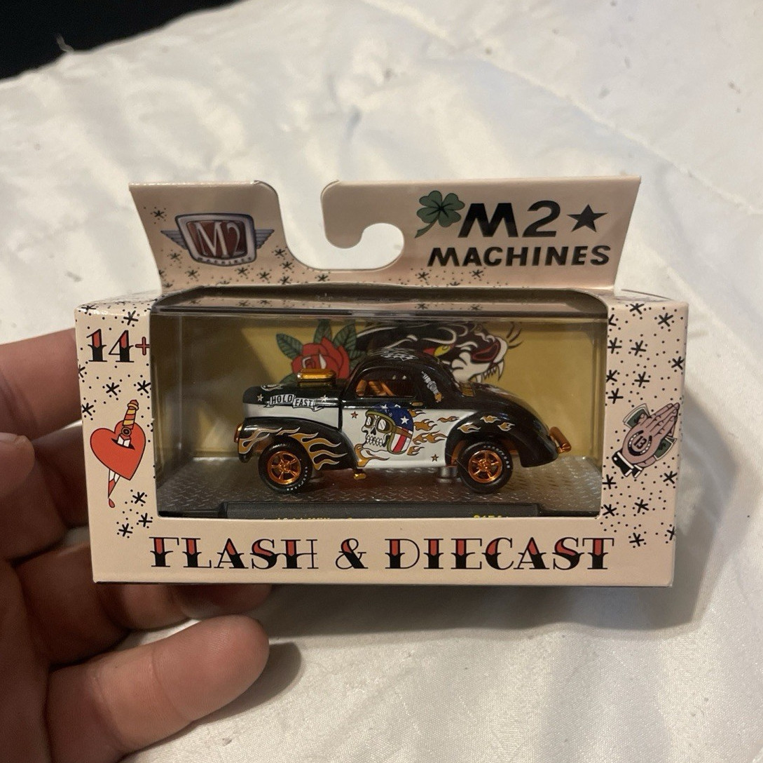 M2 Machines Flash & Diecast 1:64 1941 Willys Coupe Gasser Diecast LE