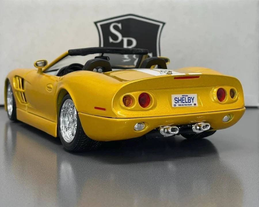 Shelby Series one 1:18 Maisto Exclusive Style Special Edition – Yellow