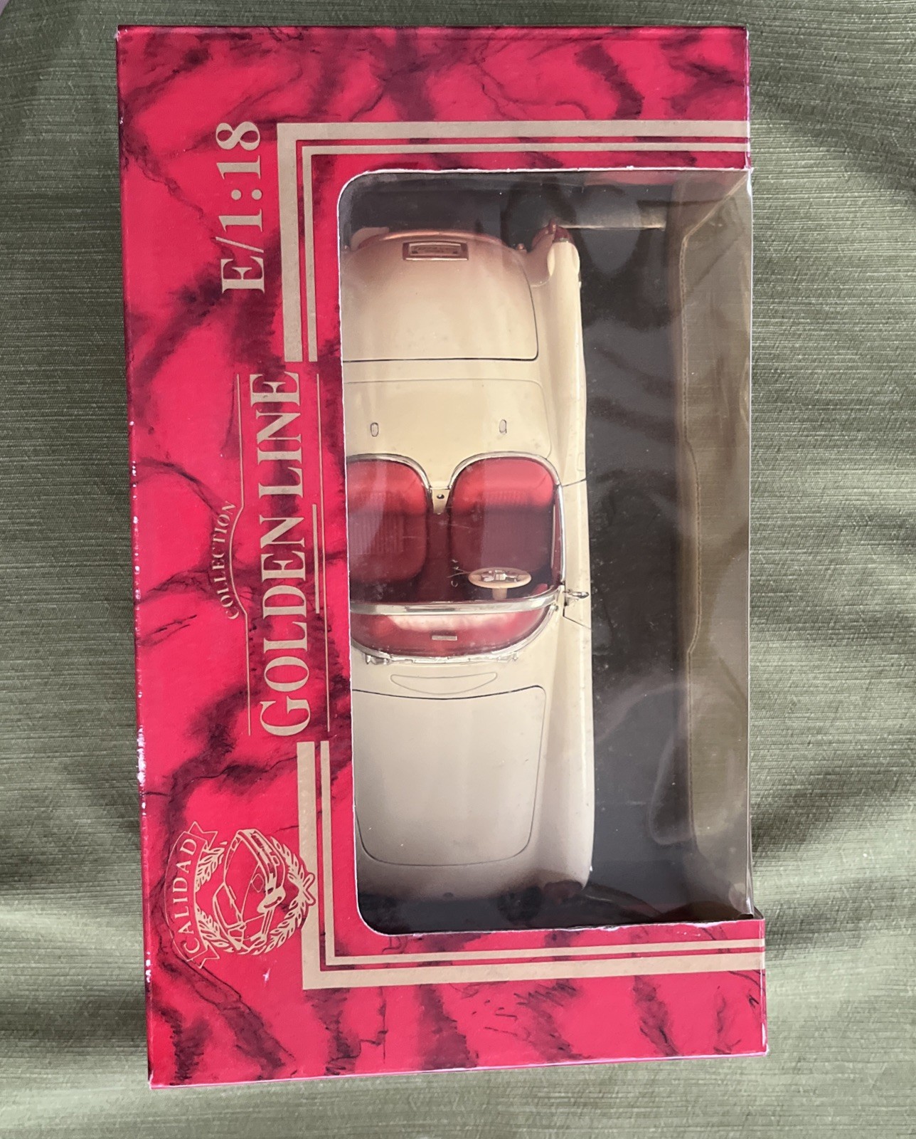 Mira Golden Line 1953 Chevrolet Corvette 1/18 Cream and Red Unopened Box