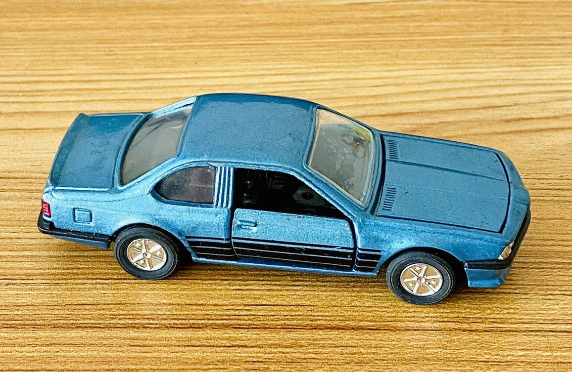 1/41 Scale BMW 635 CSi E24 (6-Series) Diecast Car (4.75″) Sunnyside Toys SS-907