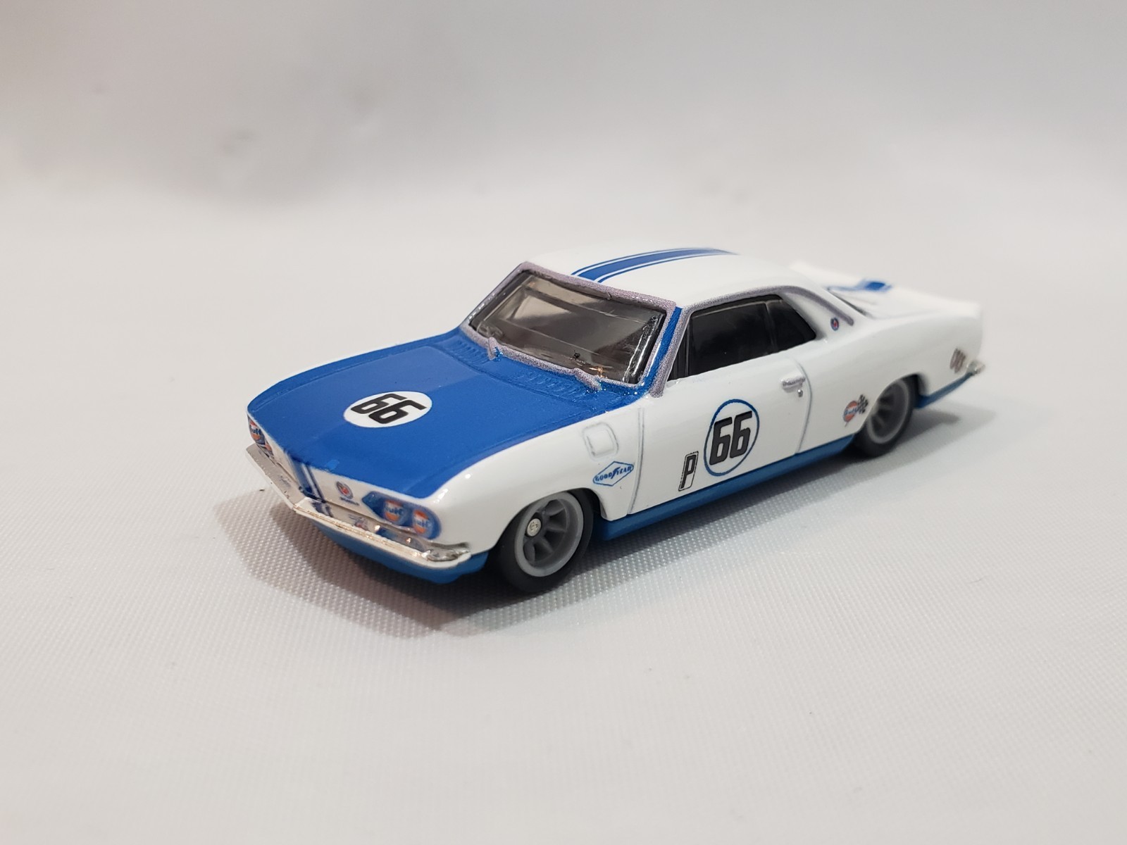 NEW Hot Wheels BOULEVARD Lot 16 Cars Plymouth Savoy 32 Ford M3 Porsche Pantera