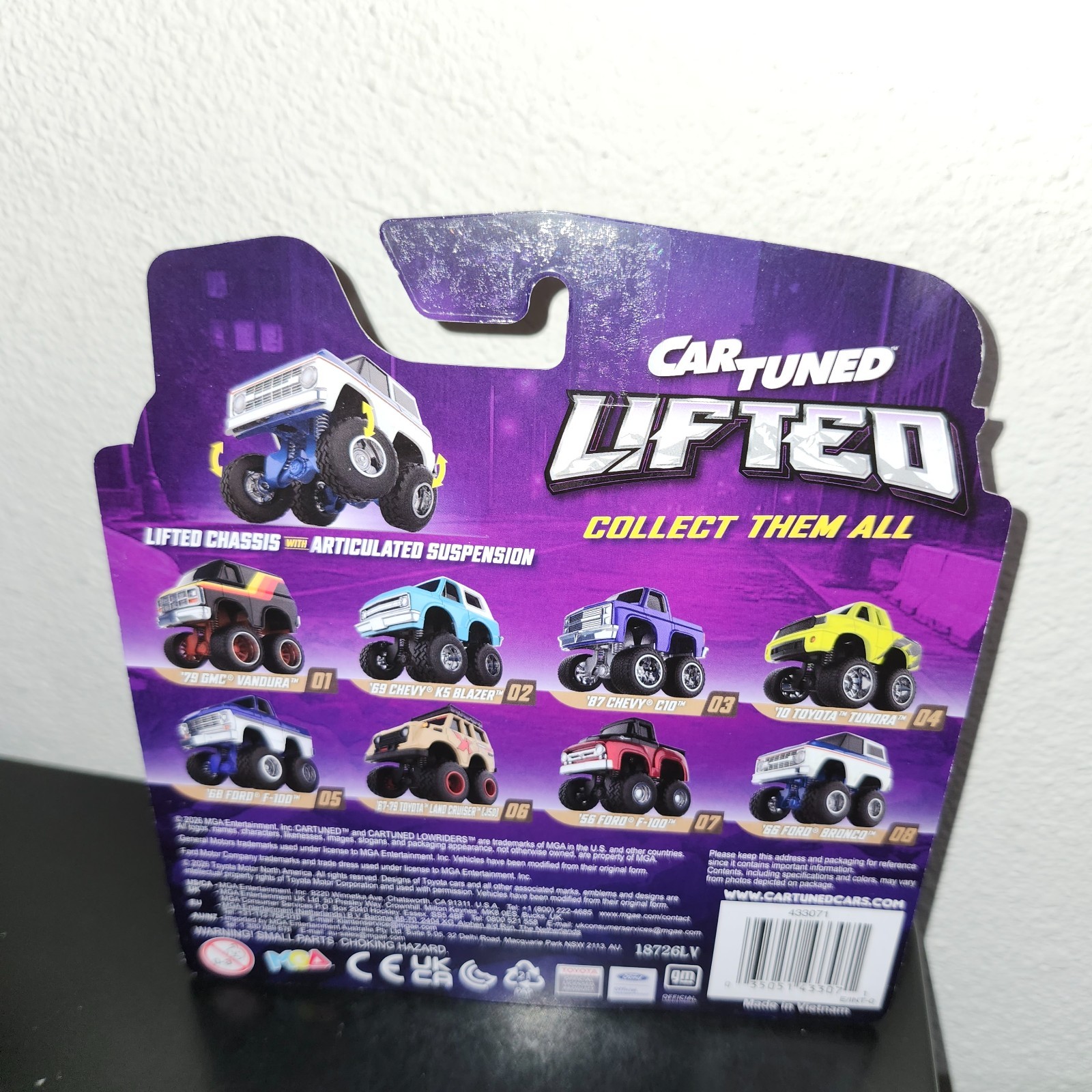 2026 Car Tuned Lifted 66 Ford Bronco RED BOTTOM RB Chase – Target Exclusive