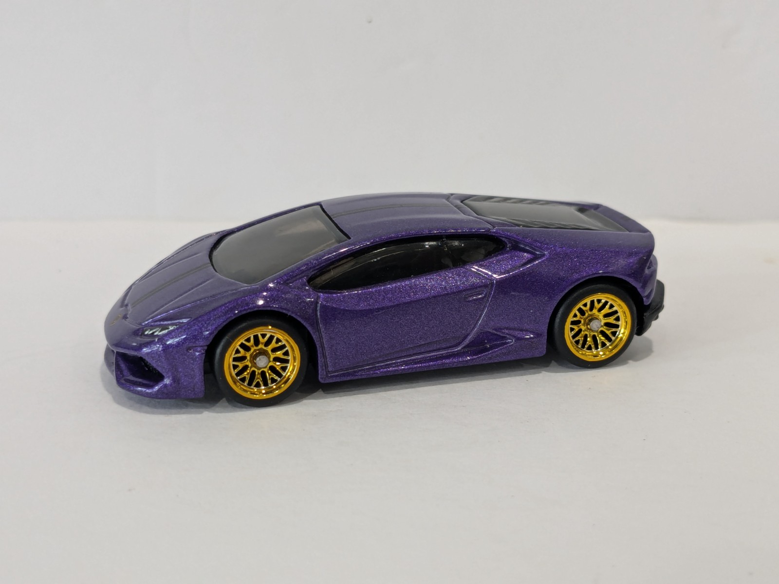 1:64 Scale 11mm Gold Chrome Mesh BBS Real Rider style wheels and tires