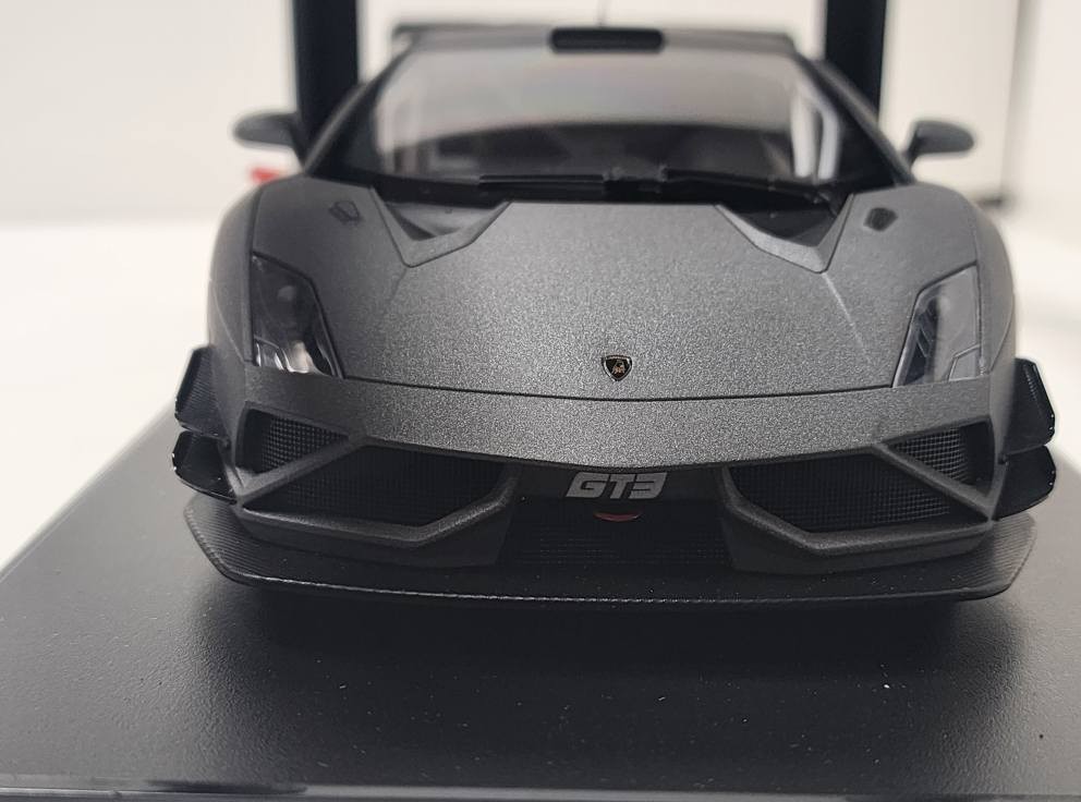 AUTOart 1:18 diecast cars: Lamborghini Galardo GT3, color: gray