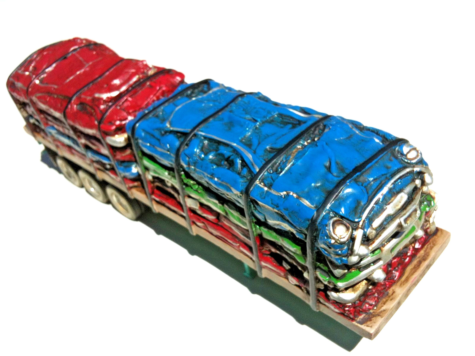 Corgi Heavy Haulers International Transtar with Crushed Car Load 1:50 Scale