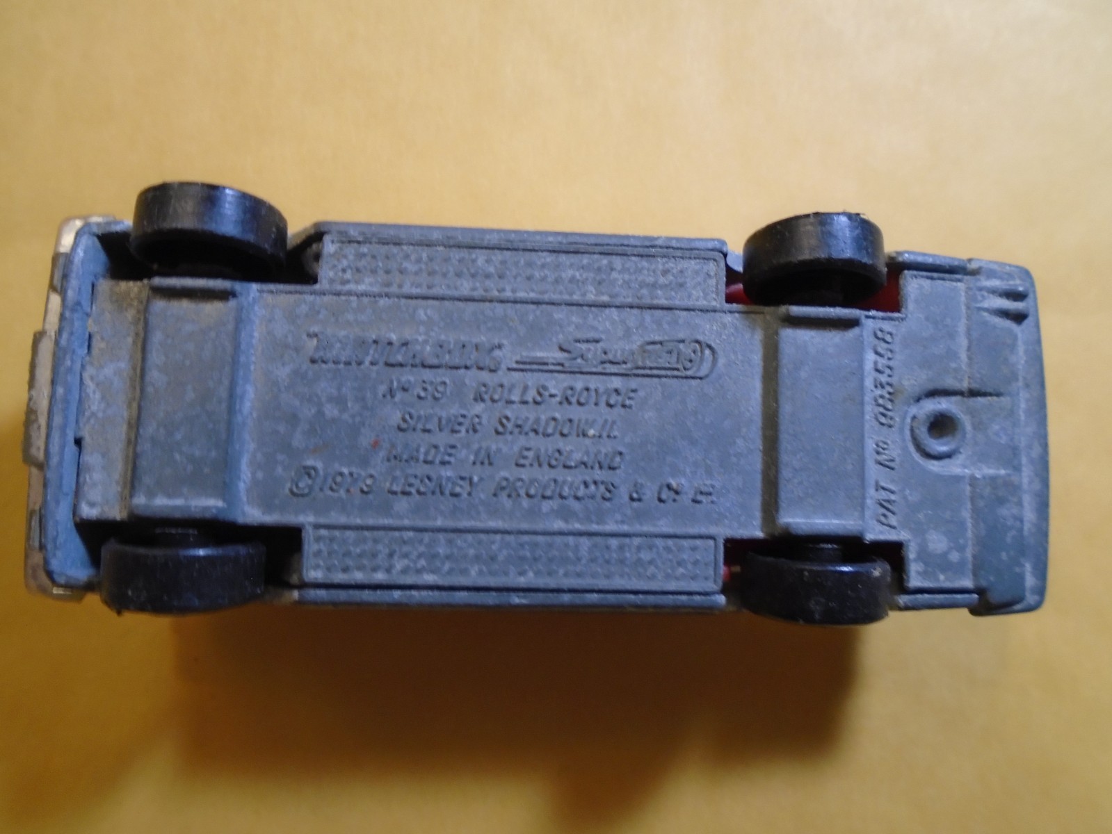 VINTAGE LESNEY MATCHBOX CAR, DIECAST, SUPERFAST ( # 39 ROLLS-ROYCE ) FREE SHIP