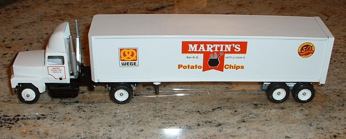 Martin’s Potato Chips Wege Pretzels Thomasville, PA ’93 Winross Truck