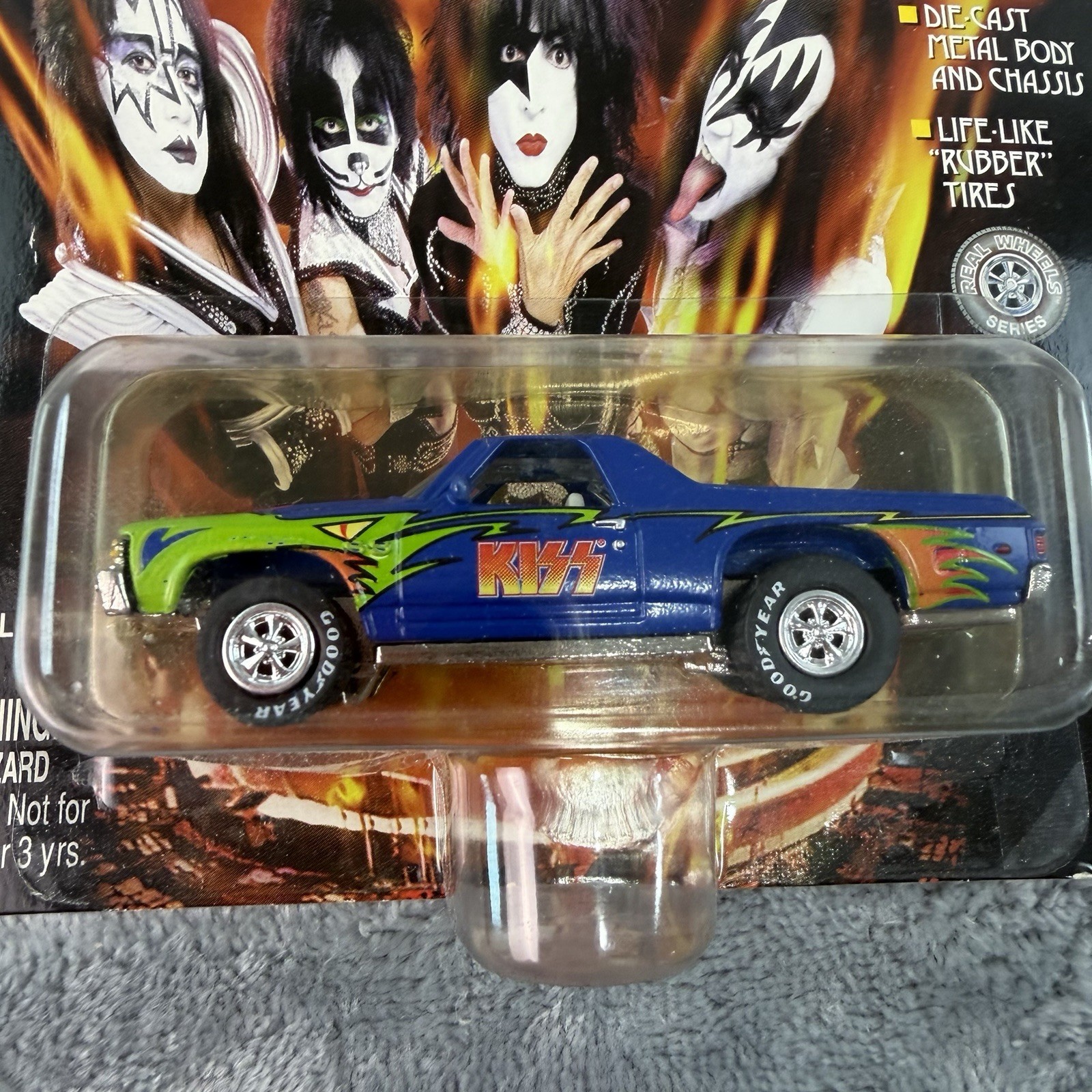 1999 Johnny Lightning Kiss Die Cast Cars 1:64 Scale Set of 2 El Camino NIP B185