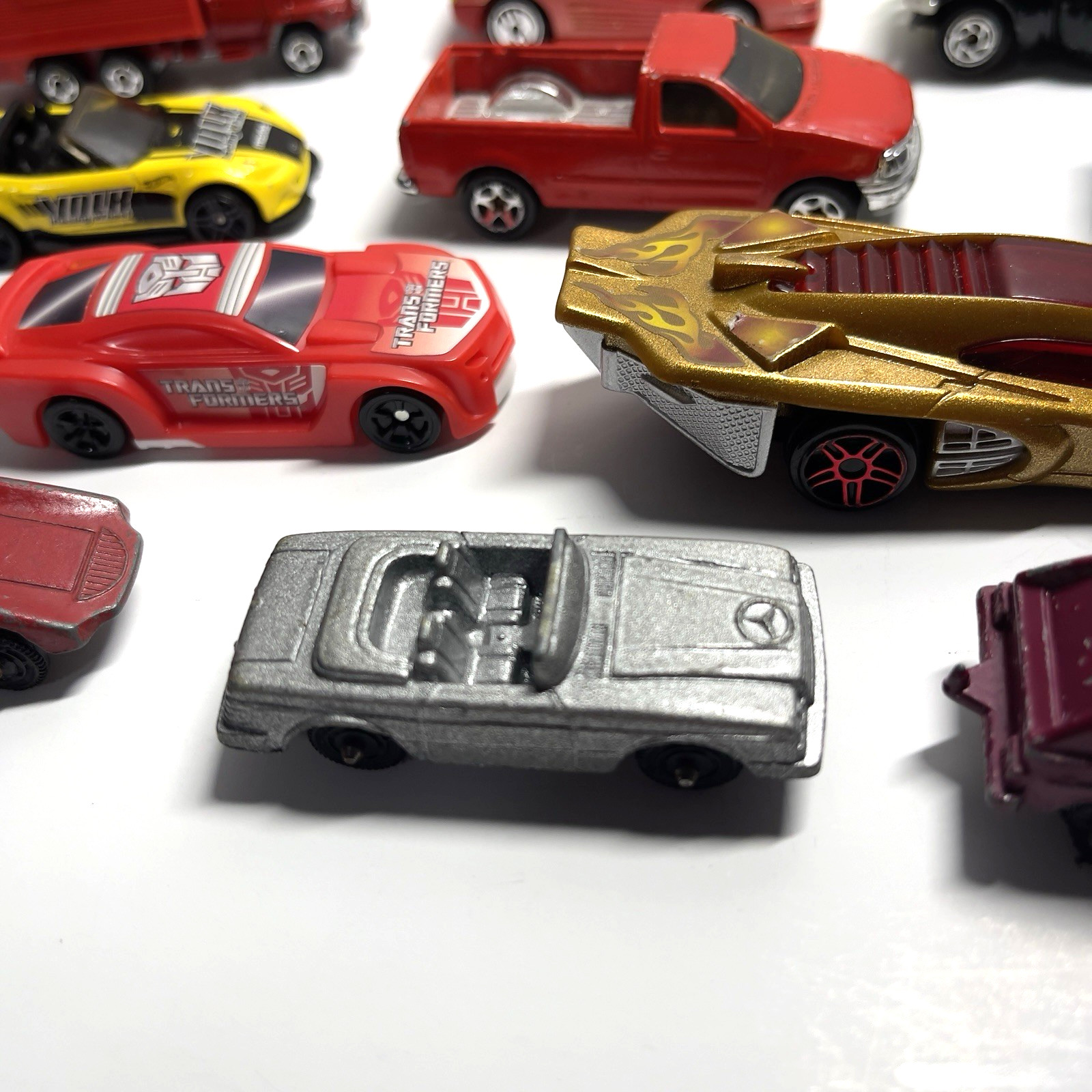 Hot Wheels Tonka Diecast Lot Of 27 Vintage 1:64 Scale Cars/Truck Various Brands