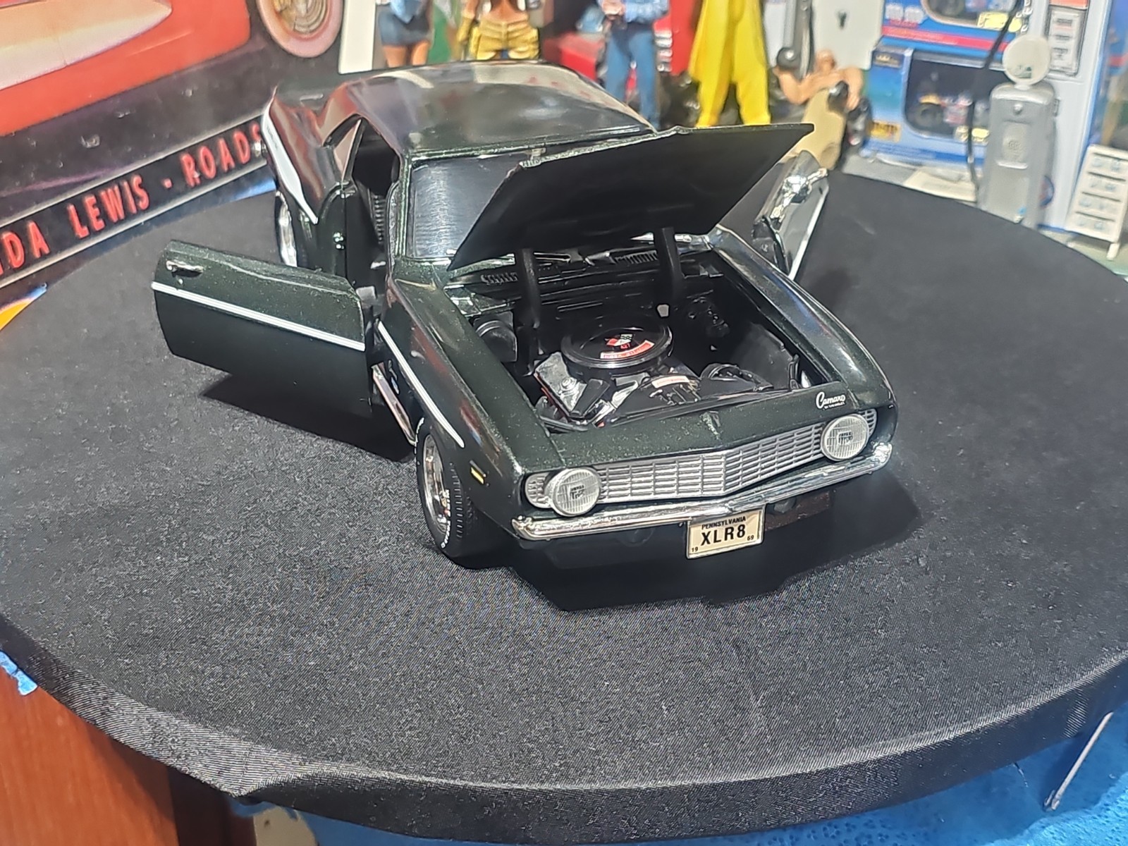 VINTAGE ERTL SUPERCAR YENKO 427 CAMARO SYC Fathom Green Limited Edition