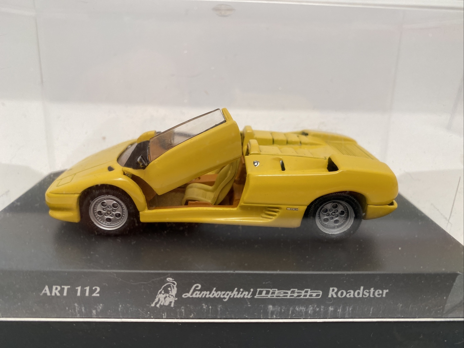Detail Cars 1:43 Lamborghini Diablo Roadster Yellow Art 112 – H-T-F – UNOPENED!