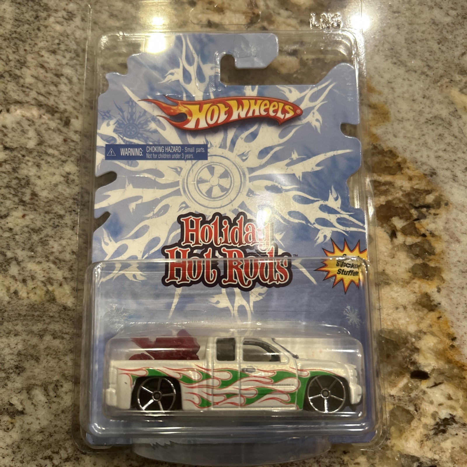 Hot Wheels 2008 Holiday Hot Rods ’07 Chevy Silverado in Pearl White W/ Protector