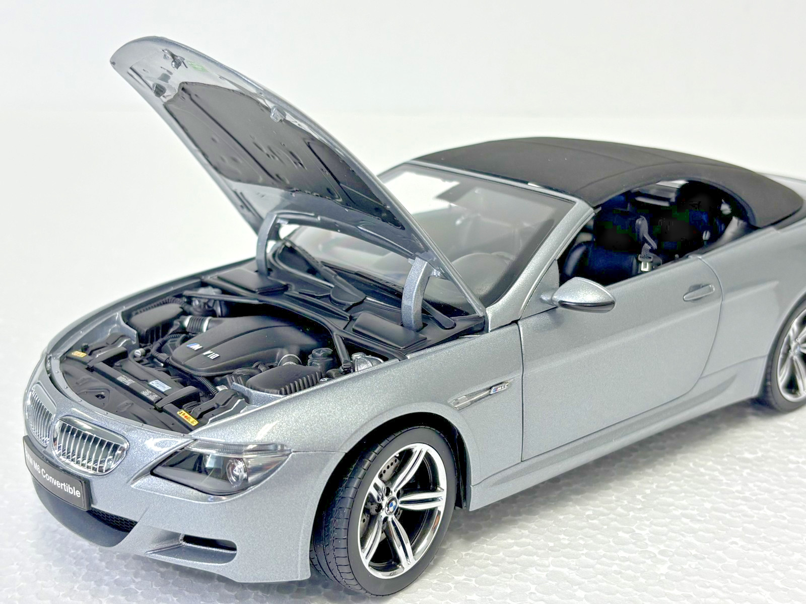 Rare * BMW M6 Convertible / Cabrio * Kyosho * 1/18 * Hard Top * Dark Gray * New