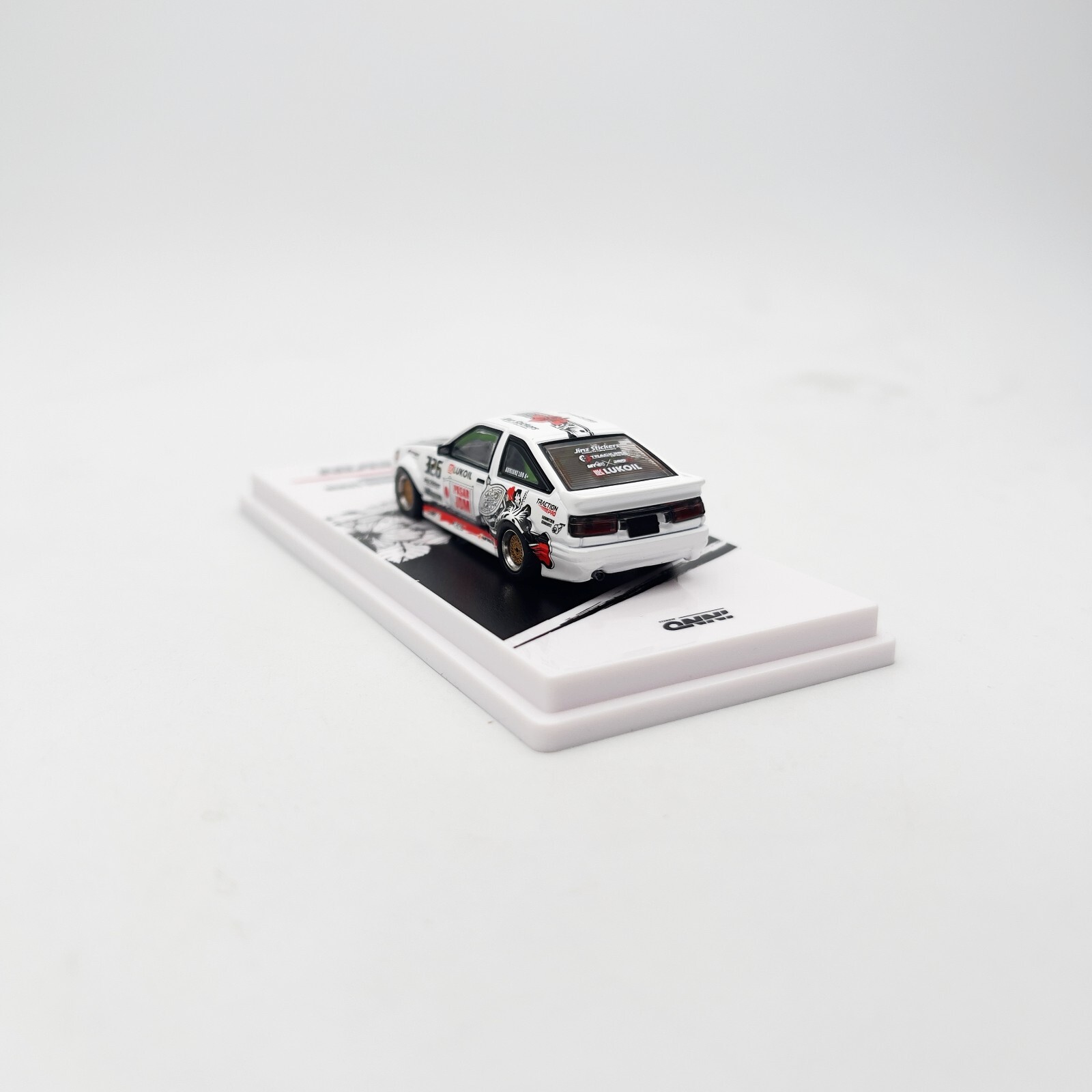 INNO64 1:64 Toyota Corolla AE86 Lievin “Trackerz Racing” Malaysia Exclusives