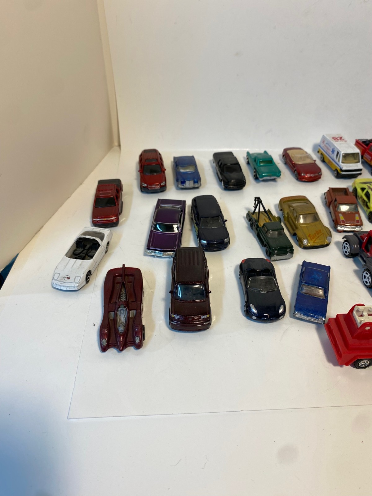 Lot of 185 Matchbox cars, trucks, and other equipment HO scale