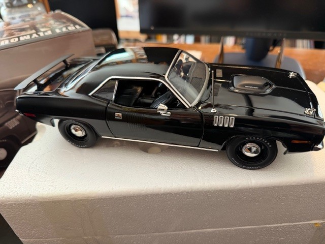 1971 Plymouth Cuda Diecast Car by ACME