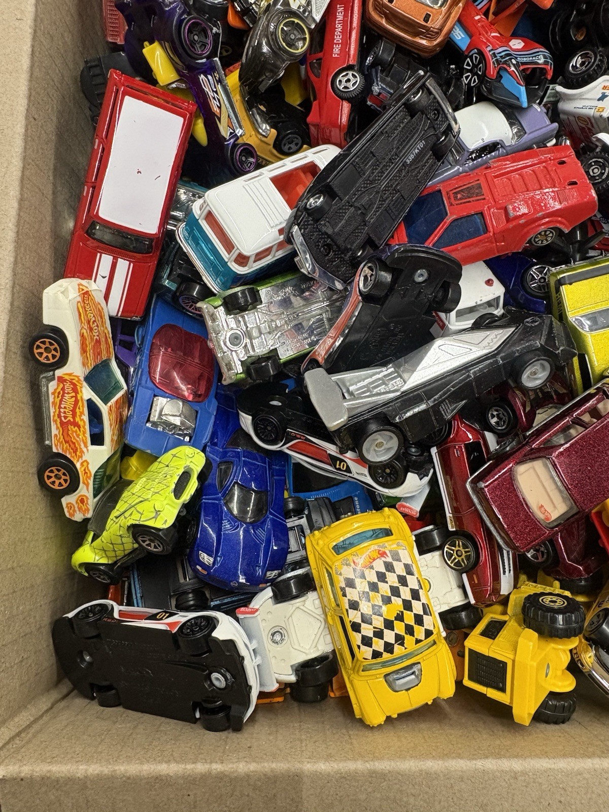 Lances Diecast 200 Loose Car Hot Wheels Lot Mixed Brands & Casting Junk Lot
