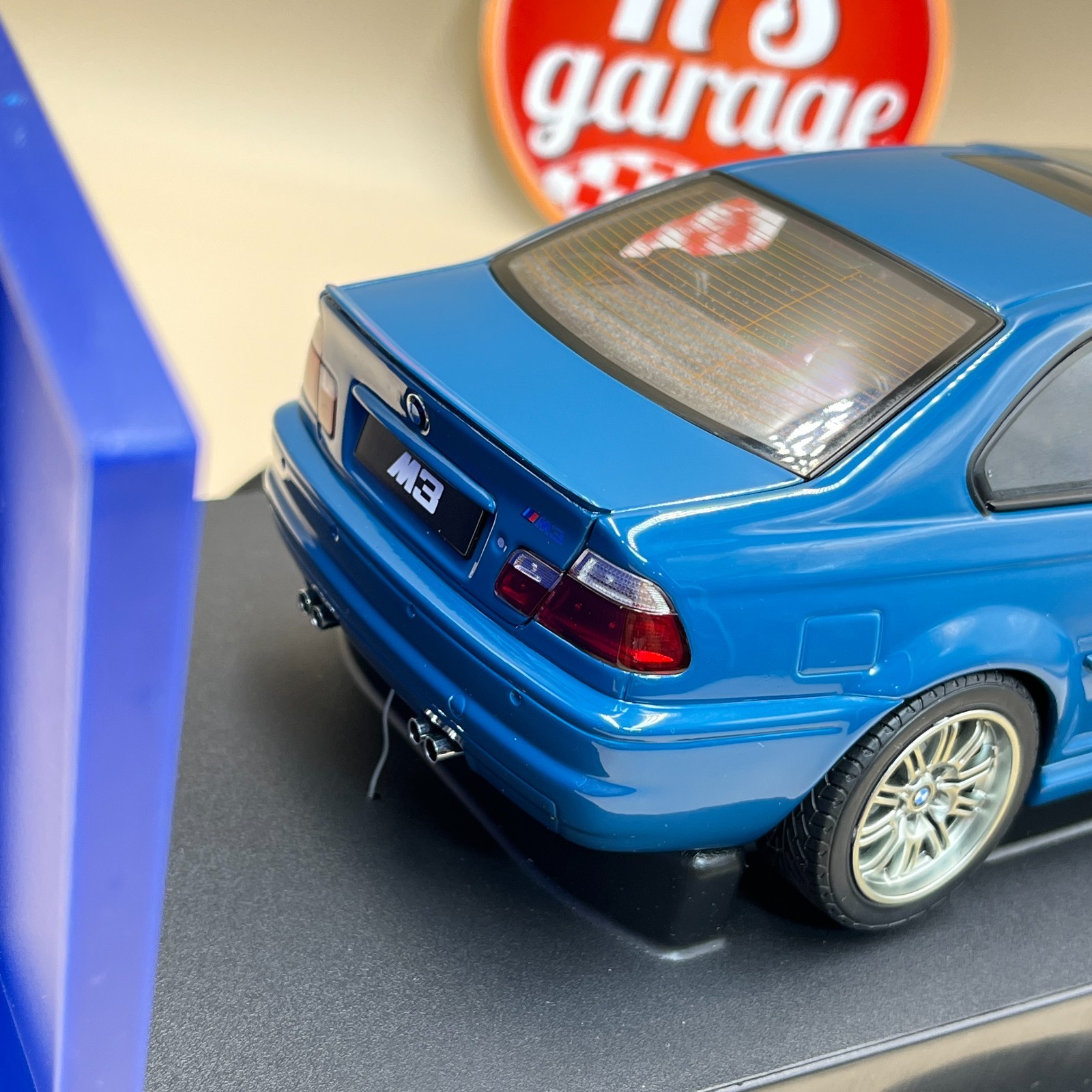 AUTOart 1/18 BMW M3 Coupe 2001 Laguna Seca Blue 70544 old diecast model