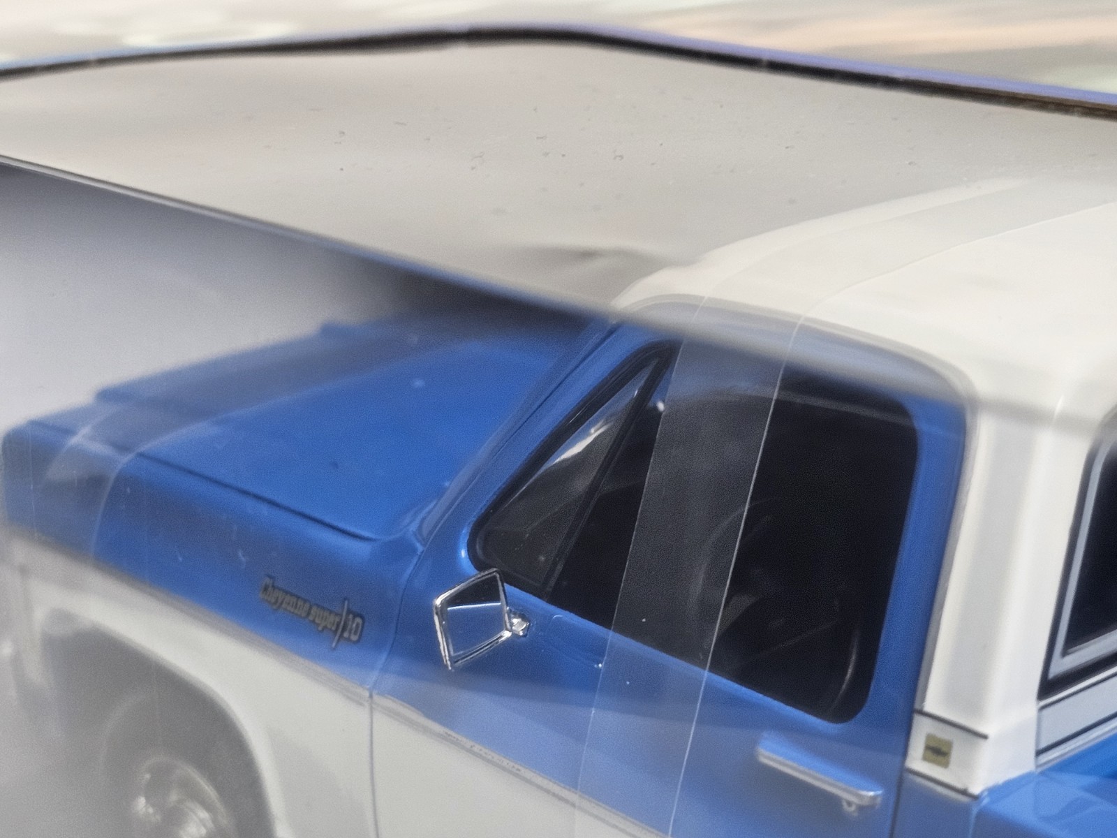 Maisto 1:18 1974 Chevrolet C10 Cheyenne Super Blue White Pickup Truck NIB