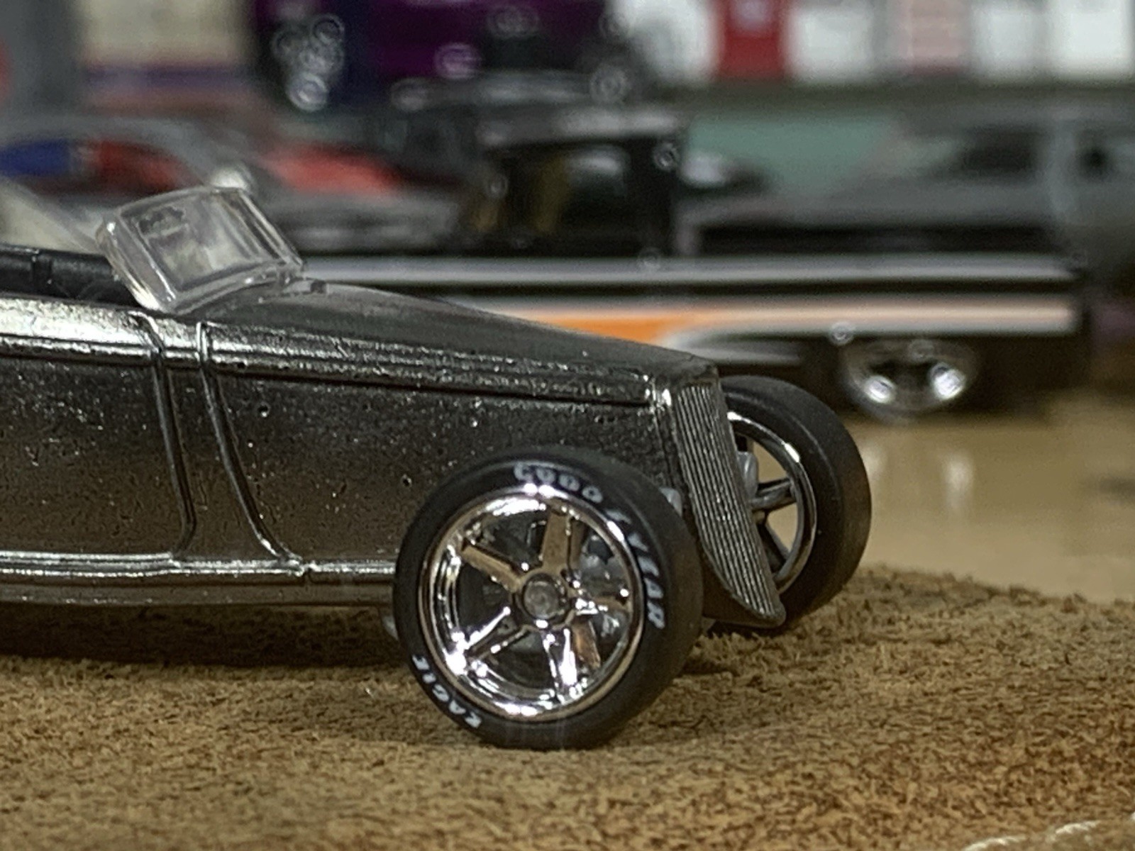 Hot Wheels Zinc Plated Gunmetal Smoke Custom ’32 Ford Roadster with Wheel Swap
