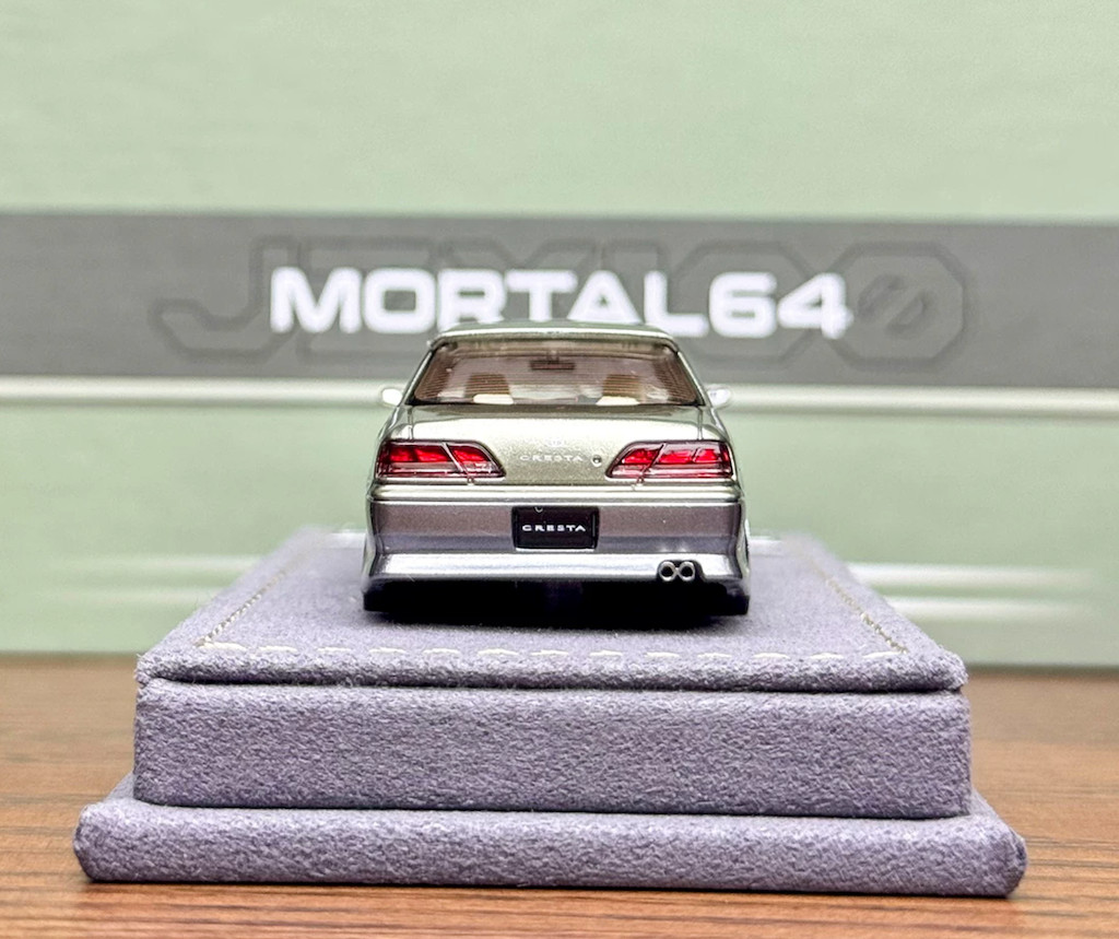 Mortal 1:64 Green JDM CRESTA JZX100 Sedan Sports Model Diecast Metal Car