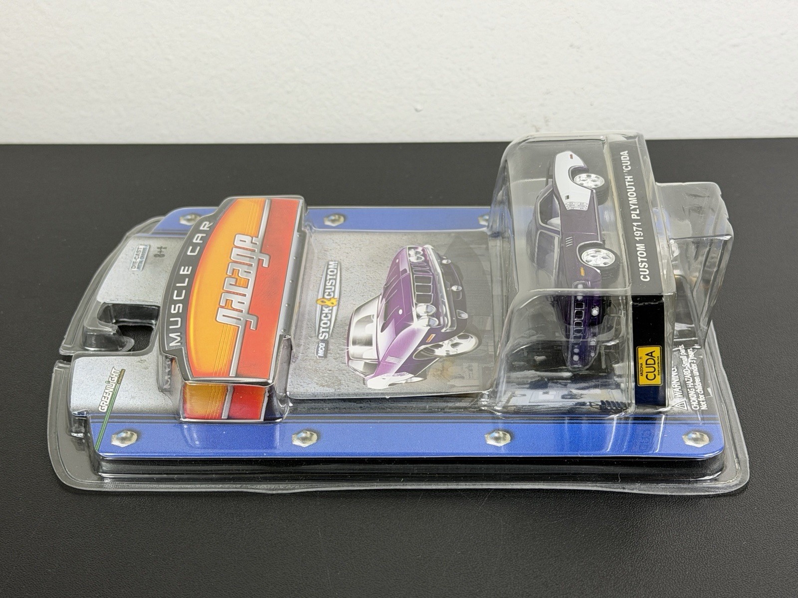 Greenlight Muscle Car Garage Custom 1971 Plymouth Cuda Purple 1:64 2007 NIP