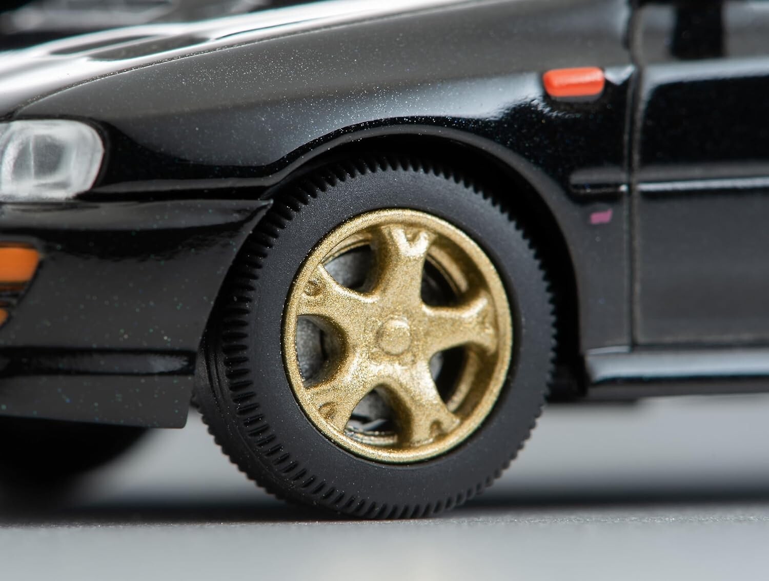 Tomica Vintage Subaru Impreza Pure Sport Wagon WRX STi Ver.V Model 1/64 LV-N281d