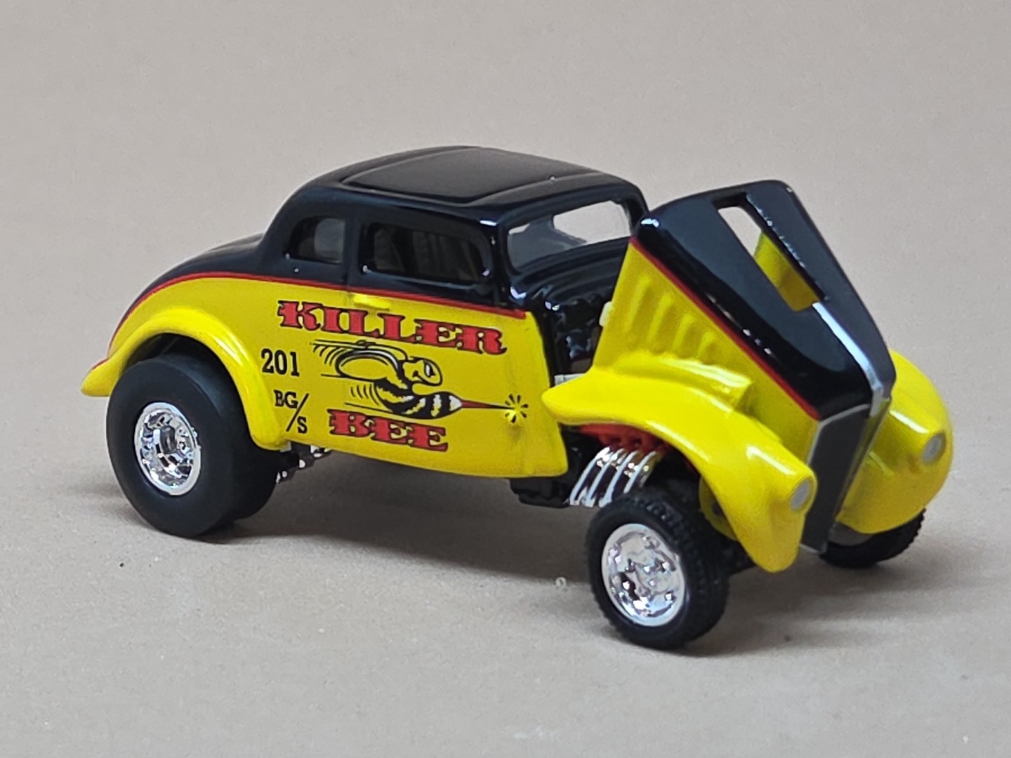 Limited Edition Vintage Racing Killer Bee 1933 33 Willys Gasser 1/64 Scale NHRA