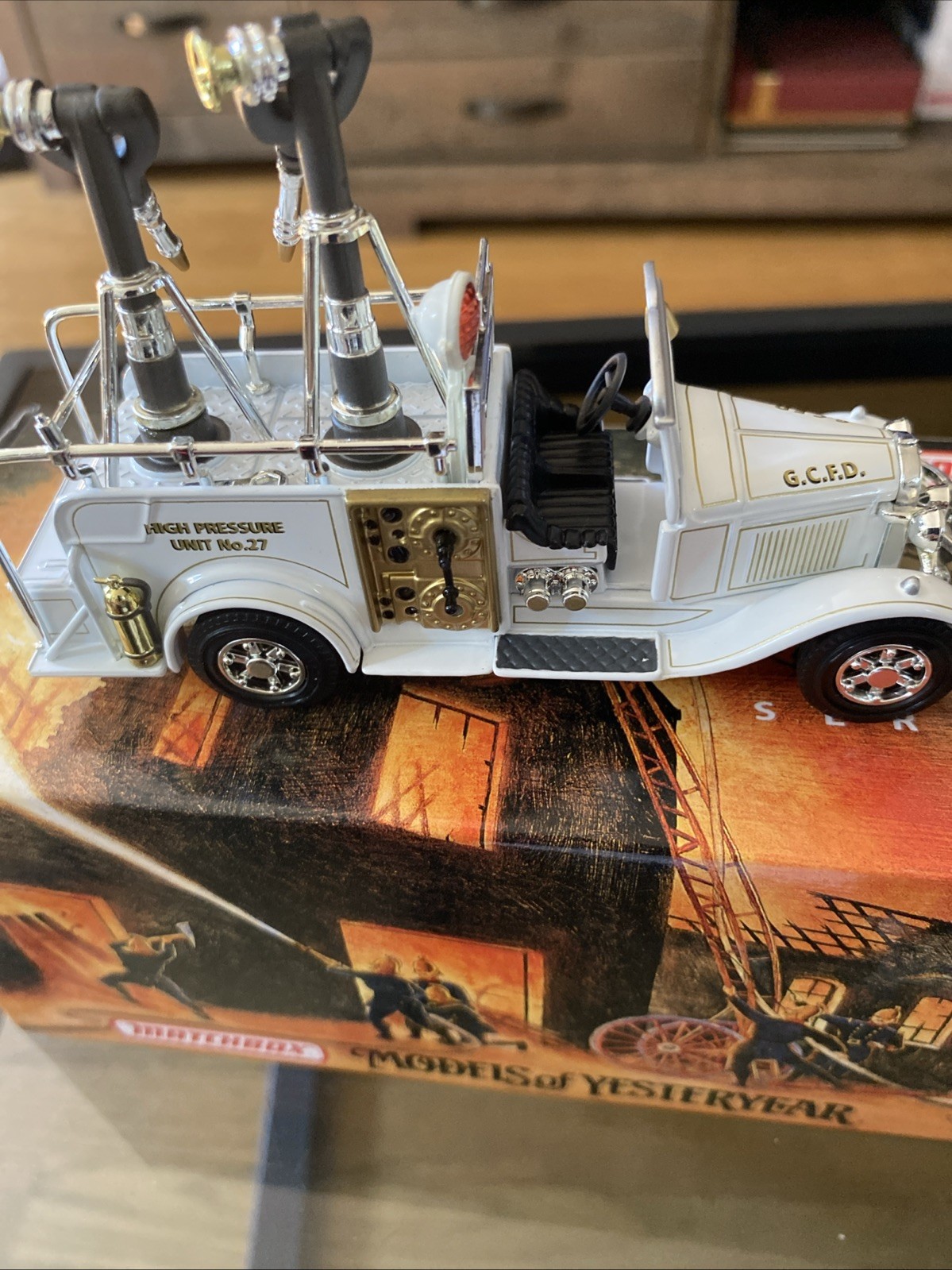 Matchbox Models Of Yesteryear 1932 Ford Model AA High Pressure Truck Box And Coa