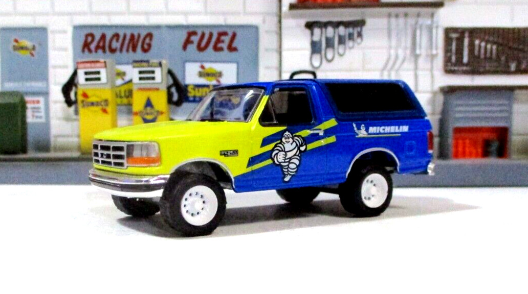 Greenlight 1996 Ford Bronco XL Michelin Tires Removable Top New/Loose Metal