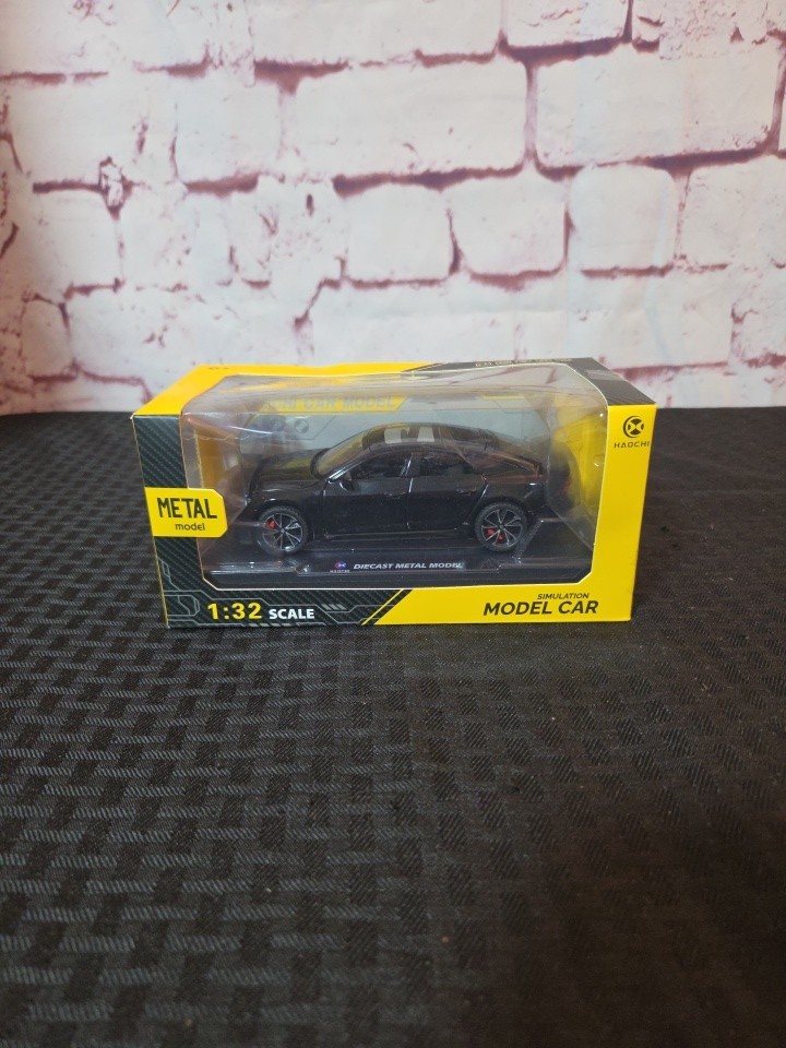 1:32 Audi RS7 Sportback Diecast Car Model Alloy Pull Back 6 Doors Open