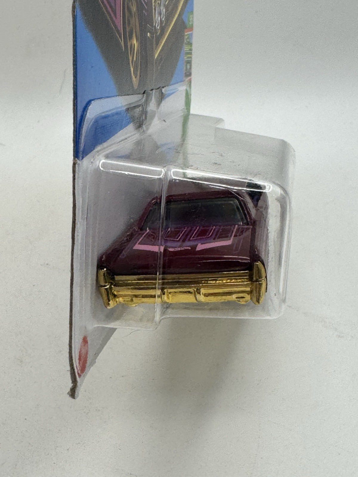 Hot Wheels HW Slammed ’64 Lincoln Continental – 1:64 Diecast Car